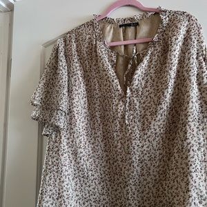Plus size casual top